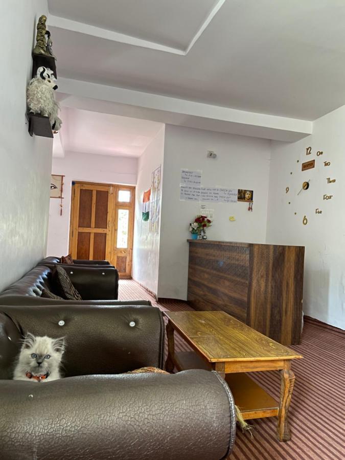 Gaywoo Guest House Leh Dış mekan fotoğraf